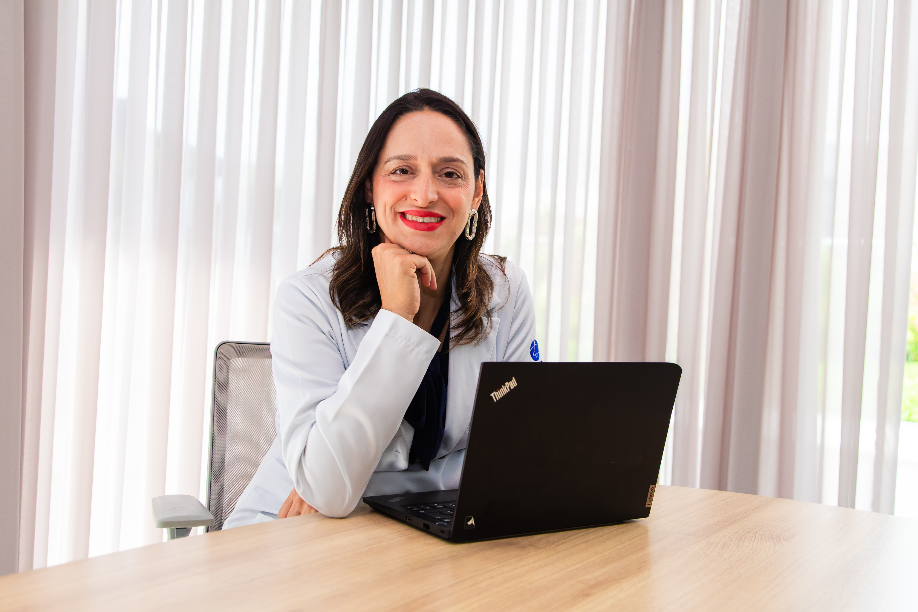 Formação e atuação de excelência no combate ao câncer de mama